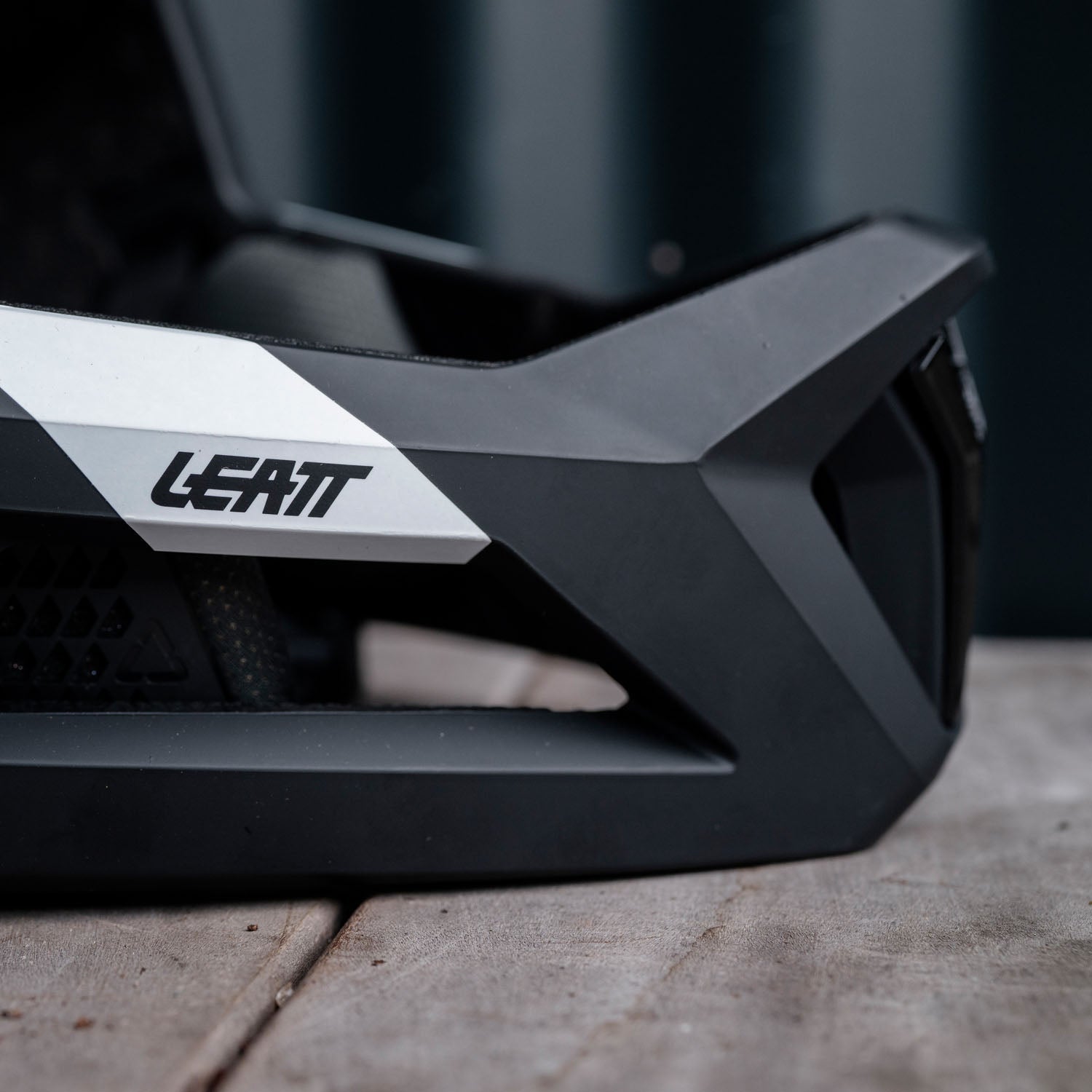 Casco MTB Gravity 5.0 V26