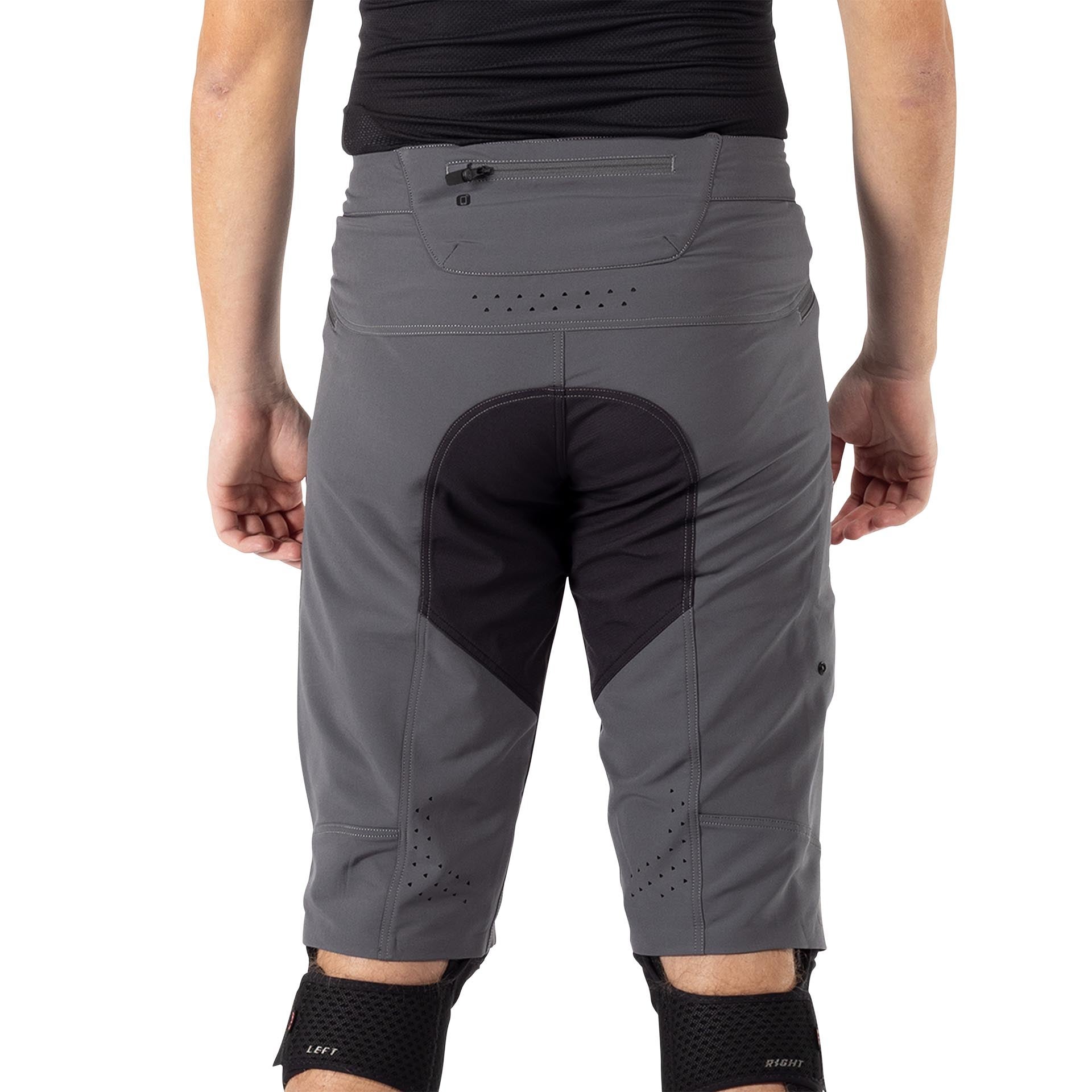 Pantalón MTB Gravity 4.0 Corto V25